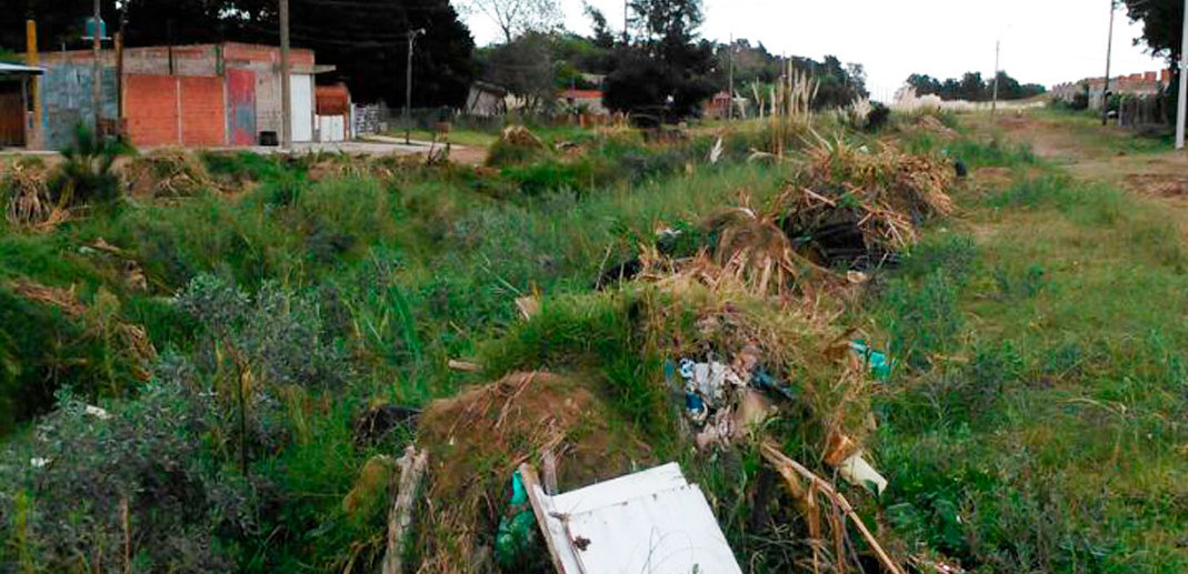 Noticias | Quejas de vecinos por basura acumulada | Sector Informativo ...